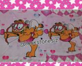 T-shirts ( garfield )